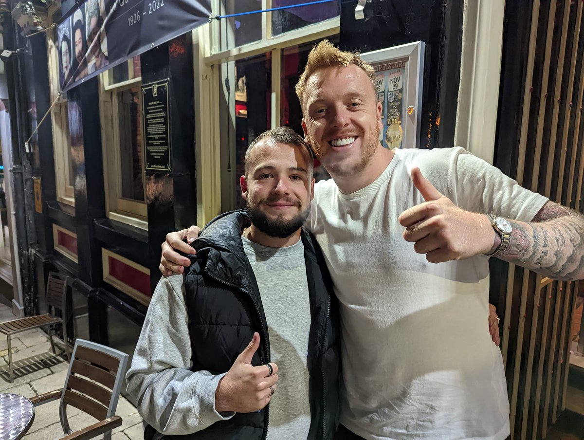 TheBrumPlugs's tweet photo. Massive shout out to @JaacksHappyHour @Jaack what a top guy. 
Remember the comedy on the other side of the River Waveney. 
Suffolk Norfolk Clash
#podcasts #thebrumplugs #jaack #jaackhappyhour #RiverWaveney  #friends https://t.co/VrXx426xv0