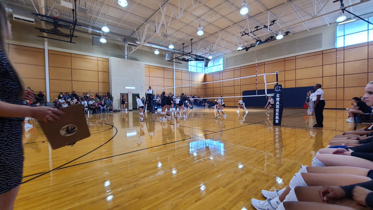 Charger Volleyball tweet media