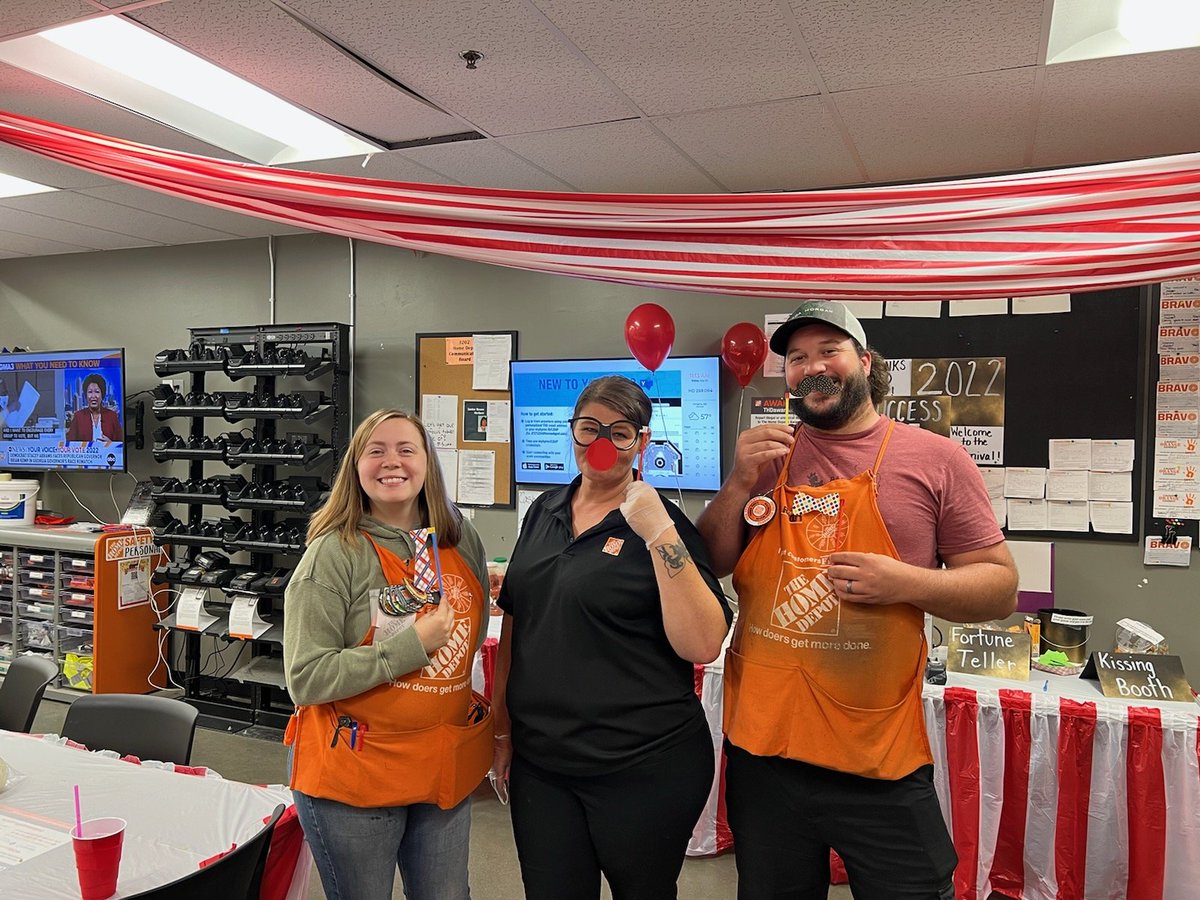 More success sharing carnival day 1 #3202rocks <a href="/besseyangela1/">Angela Bessey</a> <a href="/THD_AlexC/">Alex Cox</a> <a href="/Kris_Rawr87/">Kristine Meyer</a> <a href="/wentzel_jessica/">Jessica Wentzel</a> @GarganoTom
