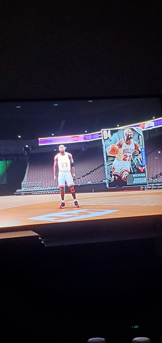 crusty513's tweet photo. @NBA2K_MyTEAM #nba2k23myteam #thereal23 Jordan baby https://t.co/YD89ytk3aY