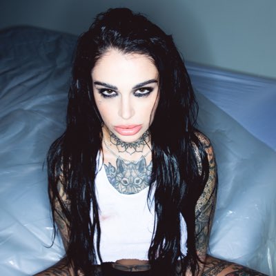 #NewProfilePic https://t.co/ucflEmxstT<a href="/tag/newprofilepic"class="tags">#NewProfilePic</a>