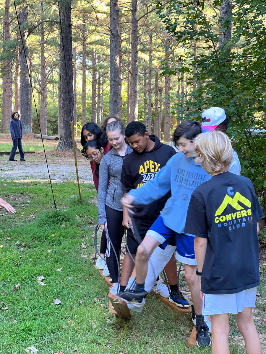 ApexAOIT's tweet photo. We took it outside today! #softskills #challengecourse #PEAKPROUD https://t.co/MpgwoNcLYU