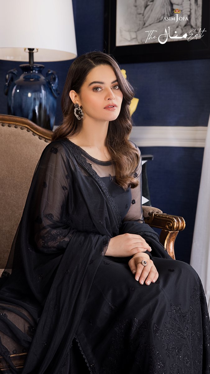 asimjofa's tweet photo. The Minal Edit by Asim Jofa | 3PC | Unstitched Collection | PRE-BOOK NOW
AJIM – 24 | Rs. 5,950
Minal Khan beams like a moon dressed in this midnight black net attire. 
#AsimJofa #IWearAsimJofa #unstitchedcollection #stitchedcollection #asimjofaedits #minalkhan #minaledit https://t.co/n1AiPQtFNP