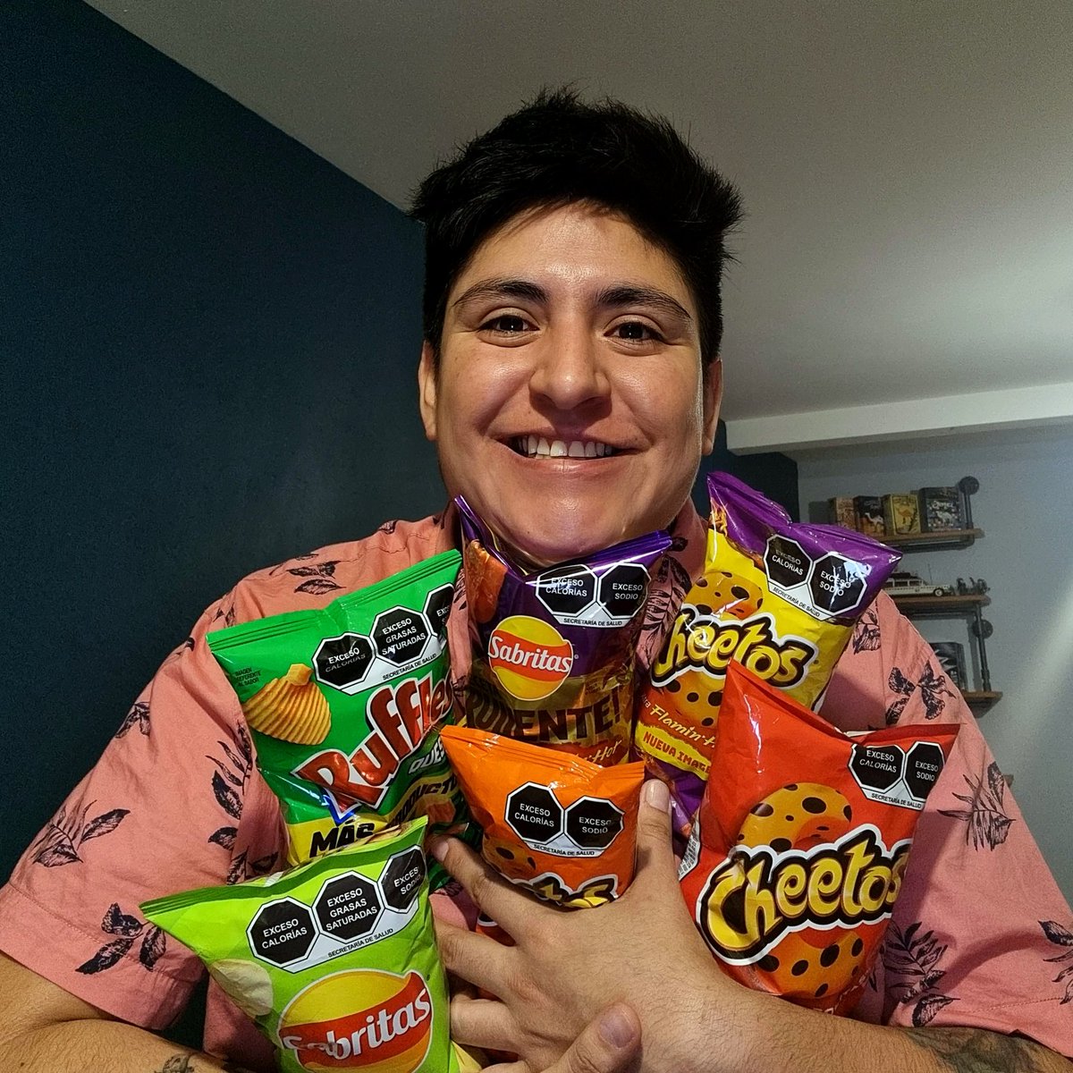 Cuando era peque e iba al súper con mi tía, me dejaba escoger algo y yo siempre pedía papitas. 

México tiene un mexaverso de papas: <a href="/Papas_Sabritas/">Papas Sabritas</a>, <a href="/Cheetos_Mx/">Cheetos Mx</a> y <a href="/Ruffles_Mx/">Ruffles Mx</a>. Siempre tengo para todos los gustos, para mezclar y para compartir.
@JoyApp_PepsiCo