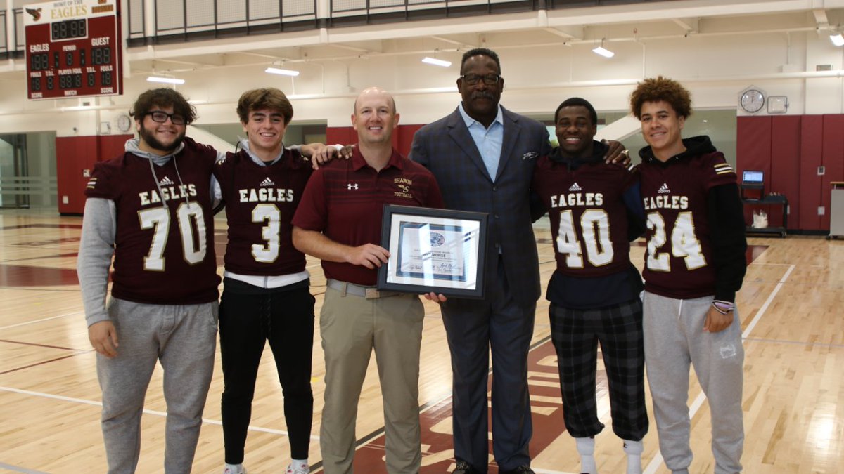 Congrats to Sharon High School's Dave Morse on being named the New England Patriots first 2022 HS Coach of the Week. Story bit.ly/3RdlfvQ #playfootball #ThisIsHSFootball