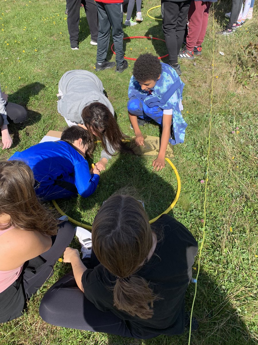 mssheppard_'s tweet photo. Biology 2201 students learning sampling skills while exploring ecosystems in their schoolyard… they then passes these skills on to the grade 7s @BaccalieuSchool @NLESDCA #deeplearning #biology2201 https://t.co/FpDNTB1tCj