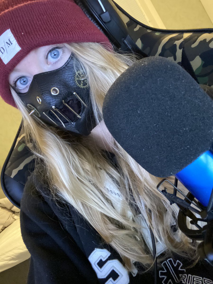 mepperina's tweet photo. Finally going live again with some #Phasmophobia! Great to be back!  https://t.co/mBIAStwbrg https://t.co/wMxDCRaruM