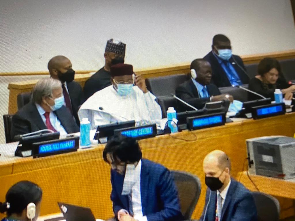 Eric Tiare tweet media