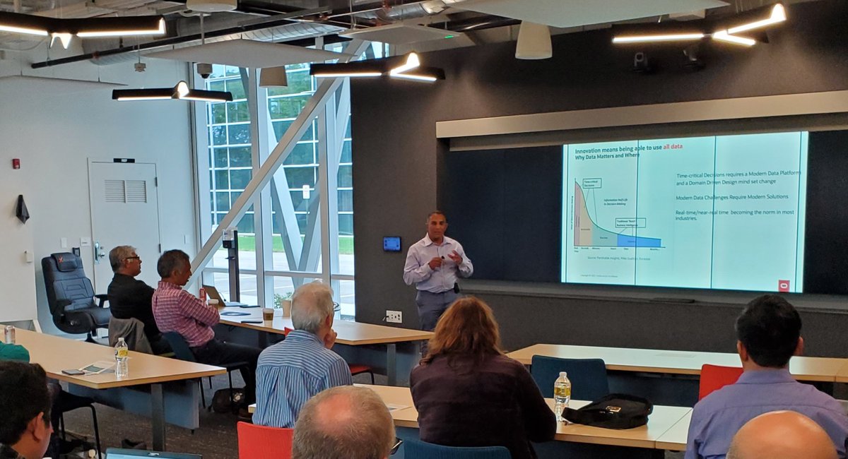 HeyAlfredoDBA's tweet image. At our MOUG/COUG conference, @dbcloudshifu leading the DBA track with:

&quot;Modern Data Management Platform&quot;

@oracleugs @oracleace @ViscosityNA @cougorg #oracle #oracleindustrylab