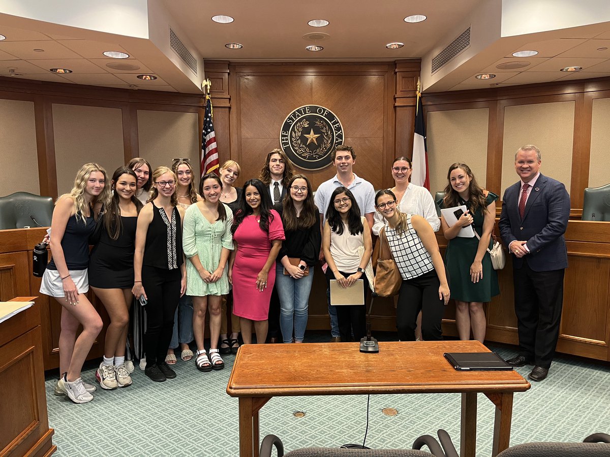 sofiavarkar's tweet photo. Reporting at the Texas Capitol today on obstacles to the reporting of domestic violence and how these obstacles contribute to the difficulty in obtaining and enforcing a protective order. https://t.co/a3dxU3uK2t