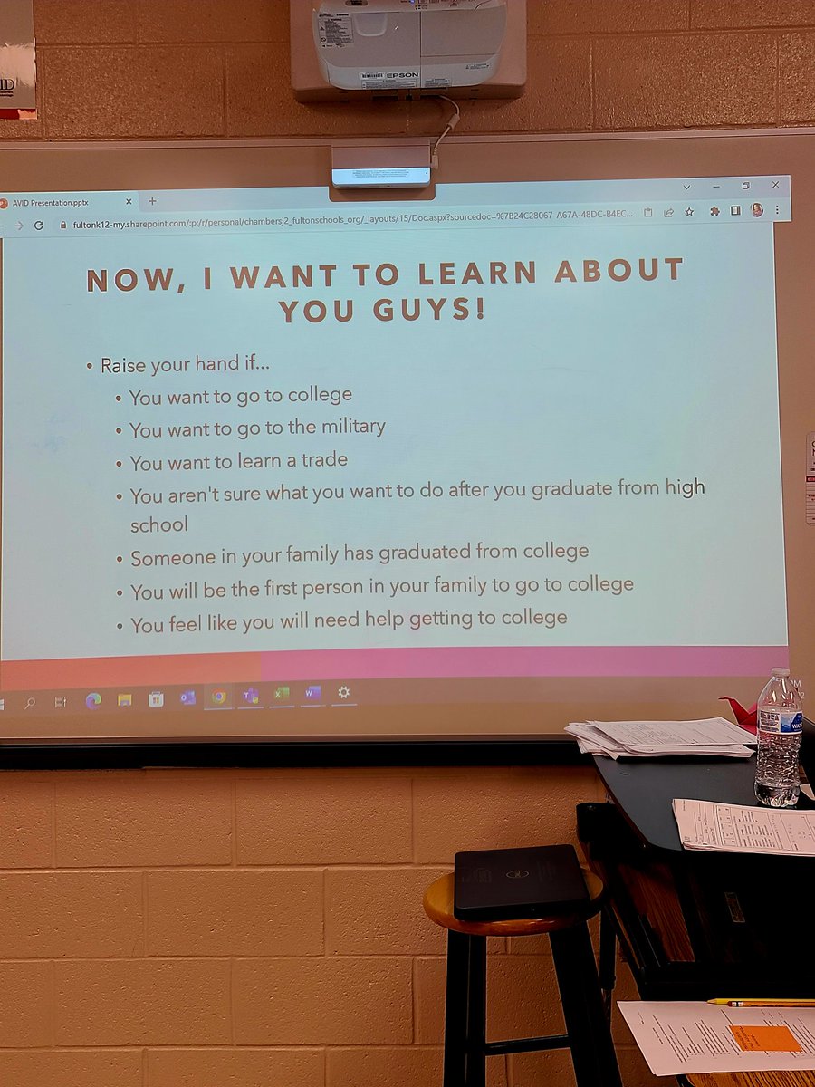 Ms_Hill_1922's tweet photo. The AVID students were able to learn about college and career pathways.
"I am a huge advocate for Post Secondary education." Ms. Chambers
Thank you Ms. Chambers for sharing your time and expertise. #SSCMS #AVID #Collegebound #Limitless https://t.co/xDAmJMaLIW