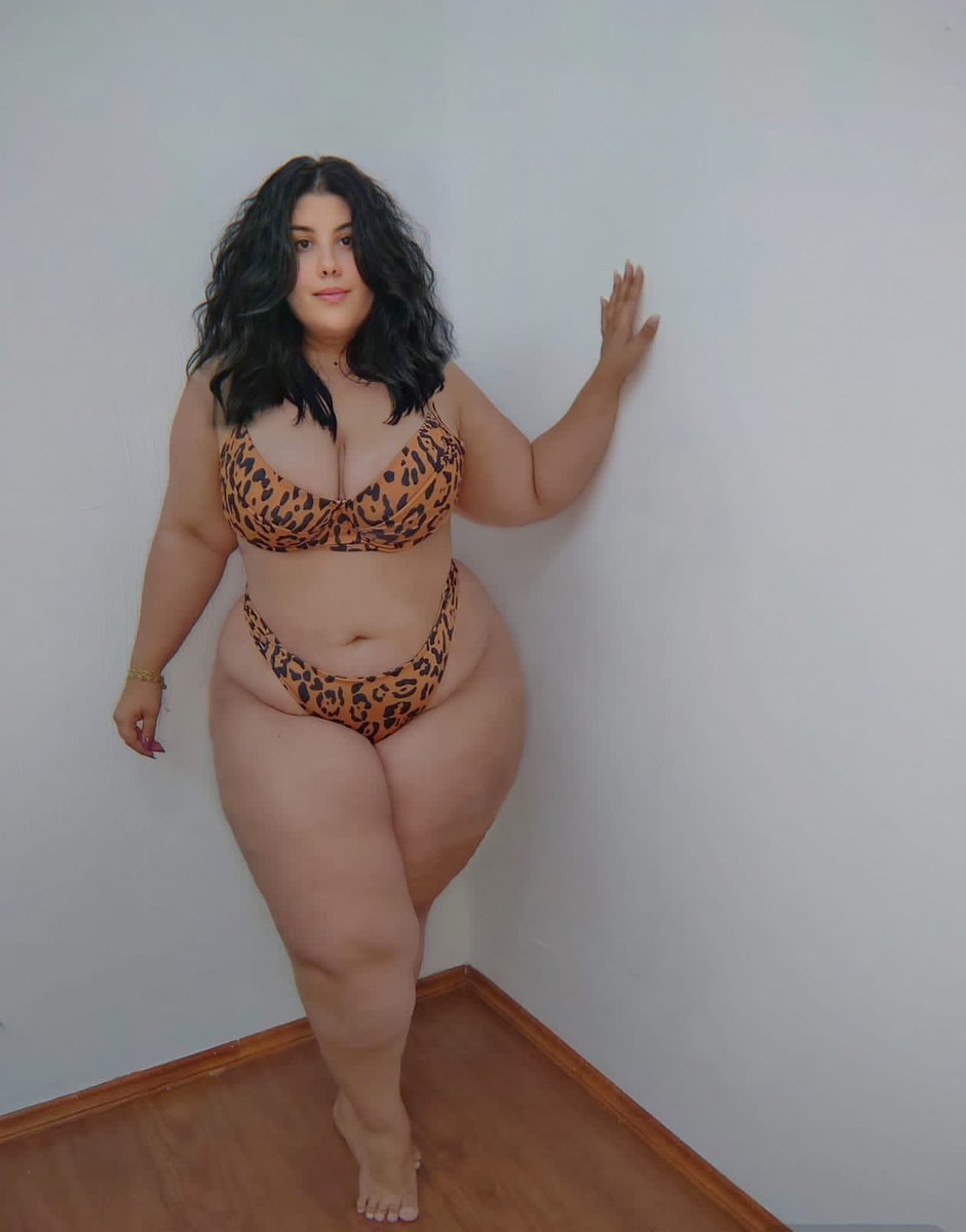 BiancaNovaaees's tweet photo. Boa tarde amooores, sextinhaaa 🥰 https://t.co/fNoOGFrNDs