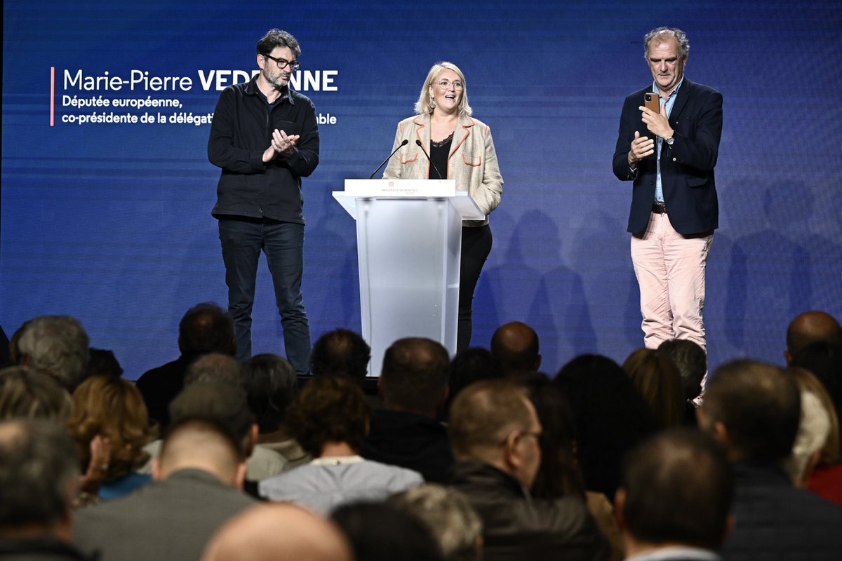 MoDem's tweet image. ⛵️ #Guidel2022 : Fin de la première journée !

🔸 Après l&apos;ouverture de notre Président François @Bayrou et de nos élus bretons, les premiers débats et ateliers de l&apos;#URMoDem se terminent…

⏯️ Reprise demain matin dès 9h avec notamment @FrcsBraun, puis @MFesneau et @JCCOMBE !