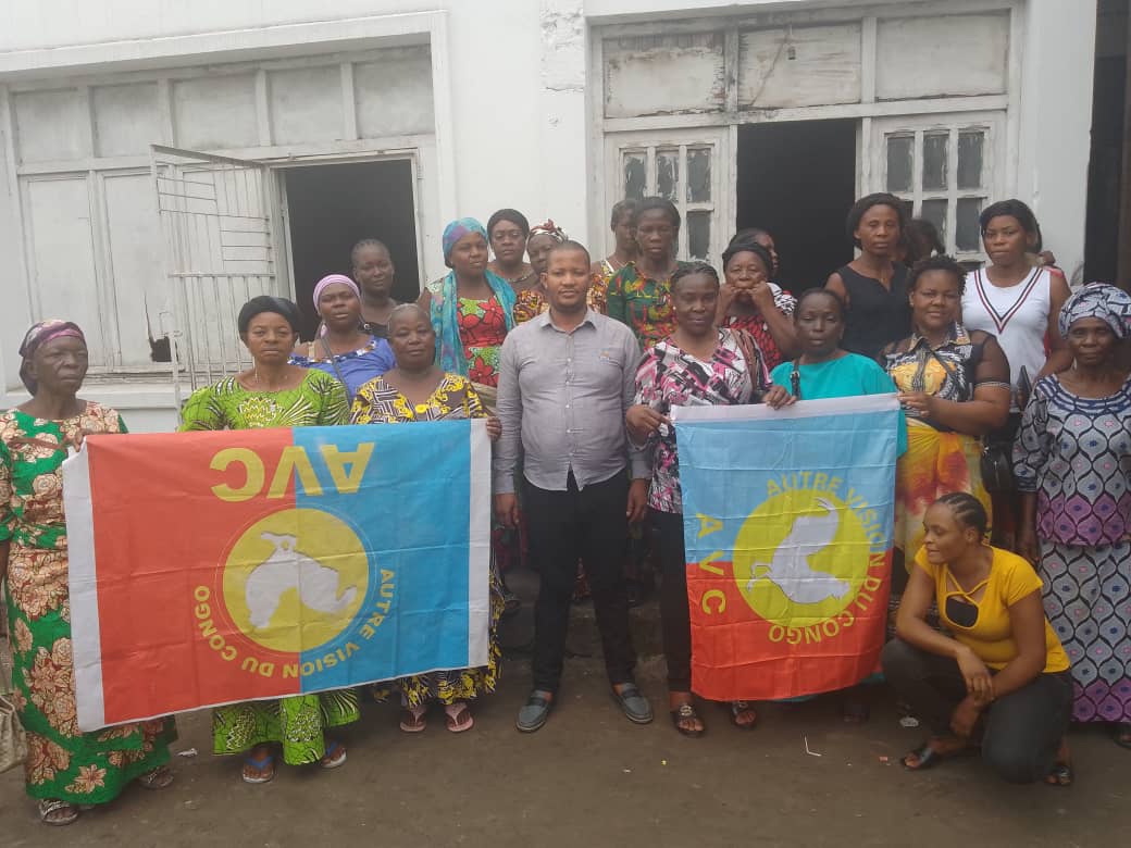 AVC_KINSHASA's tweet photo. Les mamans de l'AVC ville de Kinshasa se mobilisent toutes derrière l'interfederal @Fidelemzb MUZEMBE, sous l'impulsion du manager SG Me @KasMagloire kasongo, pour soutenir l'autorité morale Me @DidierBudimbu le relayeur de la vision du chef de l'État S.E @fatshi13 . https://t.co/KwfLgss98f