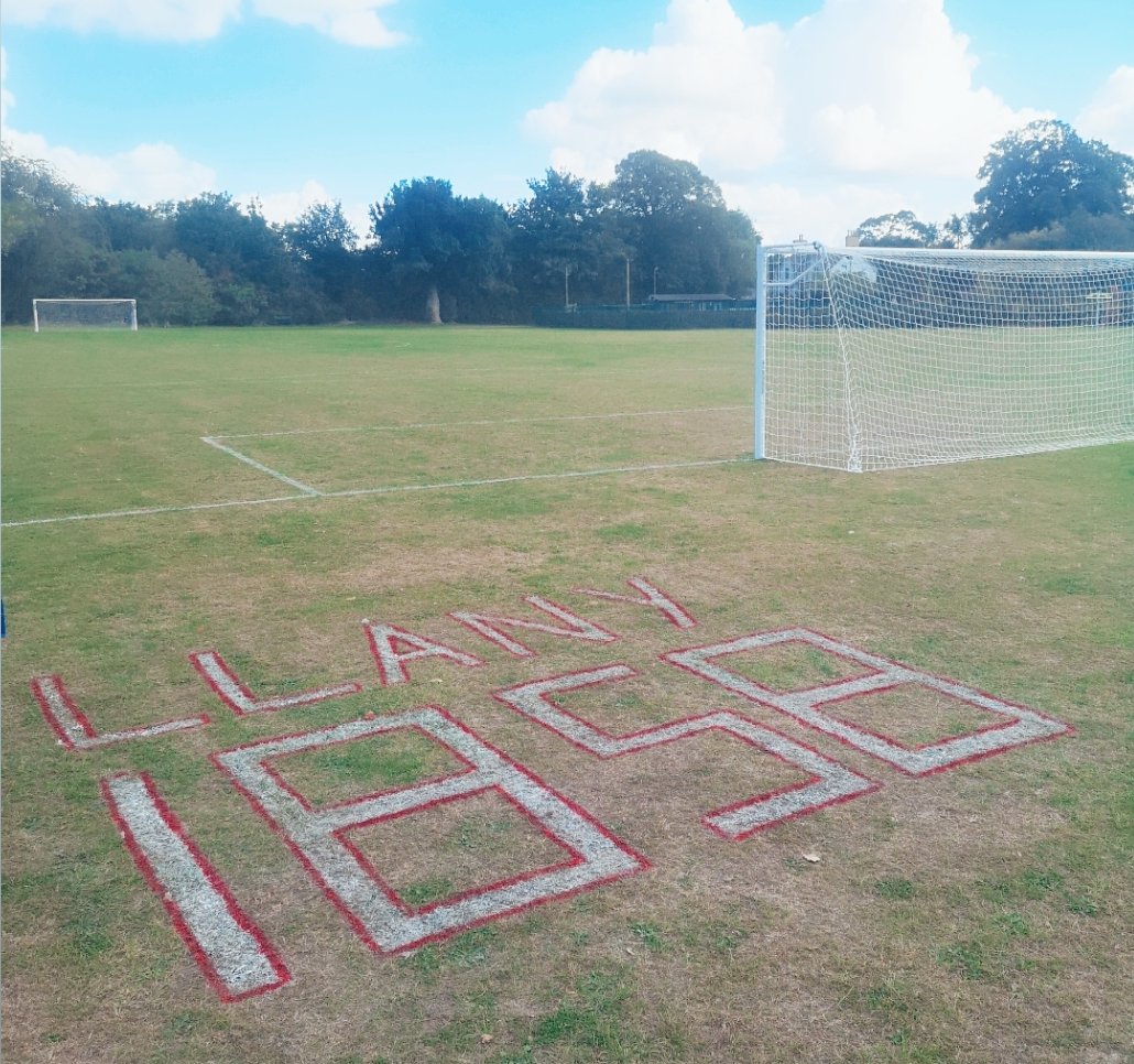 We host @strettonfc of the @SalopLLeague Premier tomorrow in the first round of the @ShropshireFA Cup. 1500BST ko. @Allianz Station Road. @KeysLlanymynech after. Cup Saturdays 💪 🔴🔴⚪ #UpTheLlany