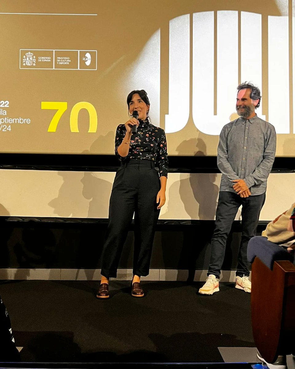 BTeamPictures's tweet photo. . @AlaudaRuiz presenta hoy #CincoLobitos en el marco de @sansebastianfes acompañada de #ManuCalvo, uno de los productores de la película.

¡Cerramos #Zinemira con los lobitos!

#70SSIFF #SSIFF https://t.co/NQgAEld95U