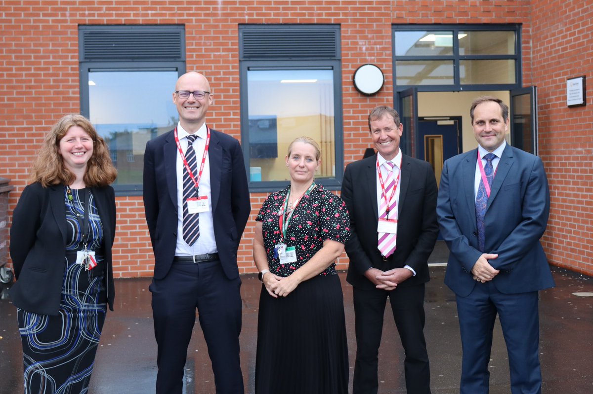 Lucy Austin (@laustinsci) on Twitter photo Great to spend time with <a href="/RD_EofE/">DfE Regional Director, East of England</a> @OakRed230 today as part of today’s <a href="/InspirationEast/">Inspiration Trust</a> visit to our lovely school <a href="/EPA_Lowestoft/">East Point Academy</a>. eastpointacademy.org/107/news/post/… Great to spend time with <a href="/RD_EofE/">DfE Regional Director, East of England</a> @OakRed230 today as part of today’s <a href="/InspirationEast/">Inspiration Trust</a> visit to our lovely school <a href="/EPA_Lowestoft/">East Point Academy</a>. eastpointacademy.org/107/news/post/…