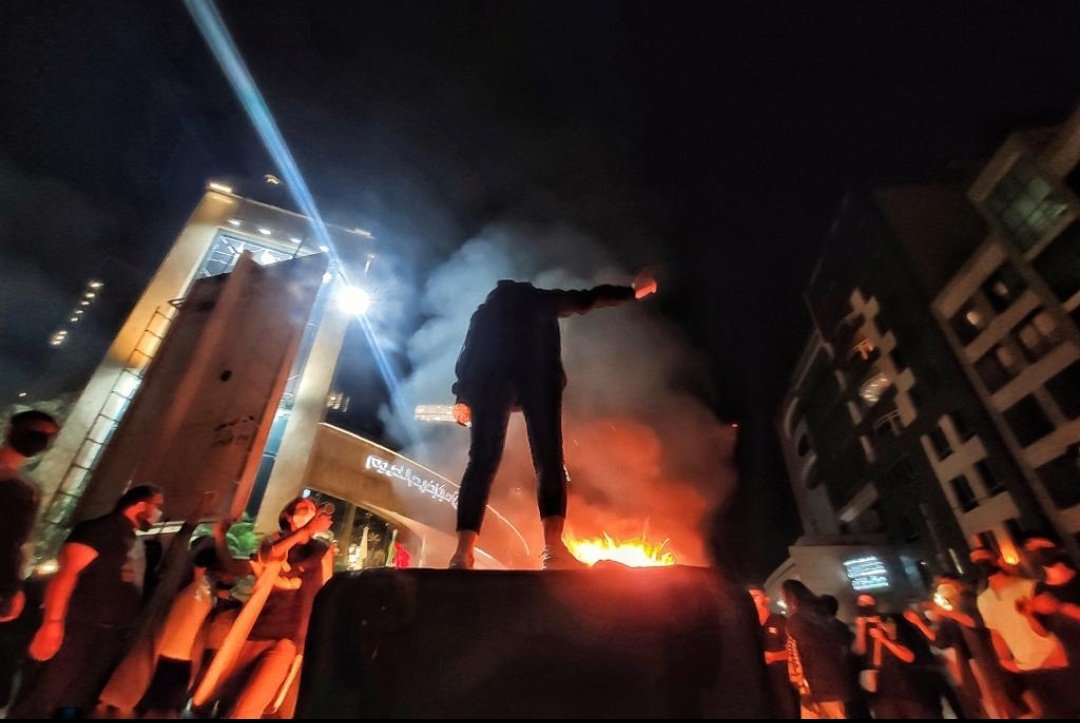 As of 5:30 pm Tehran time on September 23, protests across #Iran have spread to 133 cities in all 31 provinces.

Over 100 people have been killed by the mullahs' security forces. Sources are reporting widespread arrests by the regime. 

#IranProtests2022 
#MahsaAmini