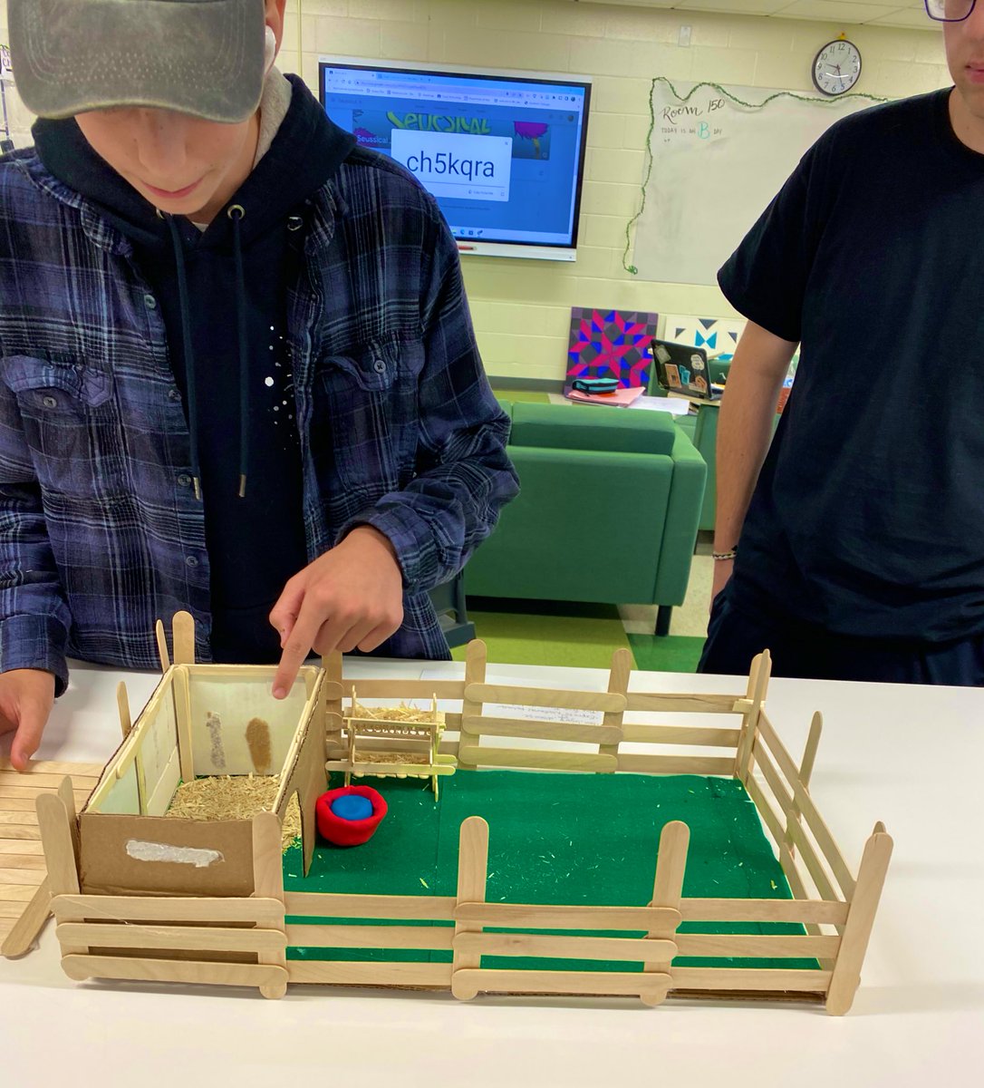Herkimer_Ag's tweet photo. Animal Science #students today @HerkimerCSD demonstrated their knowledge of the 5 Freedoms of Animal Welfare by sharing housing projects. Using digital or physical structures they justified farmers choices in setting up their farms. Great job! #AgricultureEducation #Herkpride https://t.co/QBL3zME612