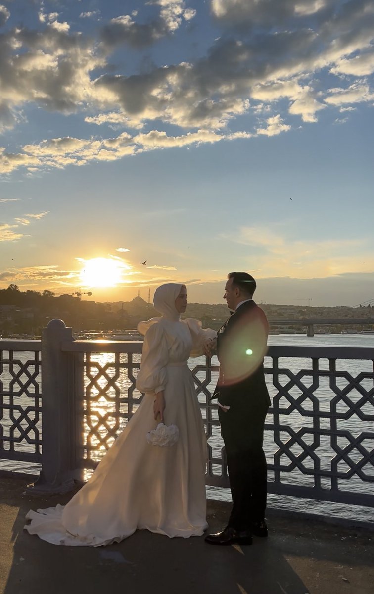 zariffilmcom's tweet photo. Nasıl başladı / Nasıl devam ediyor✨ https://t.co/AlhUZsN5KZ