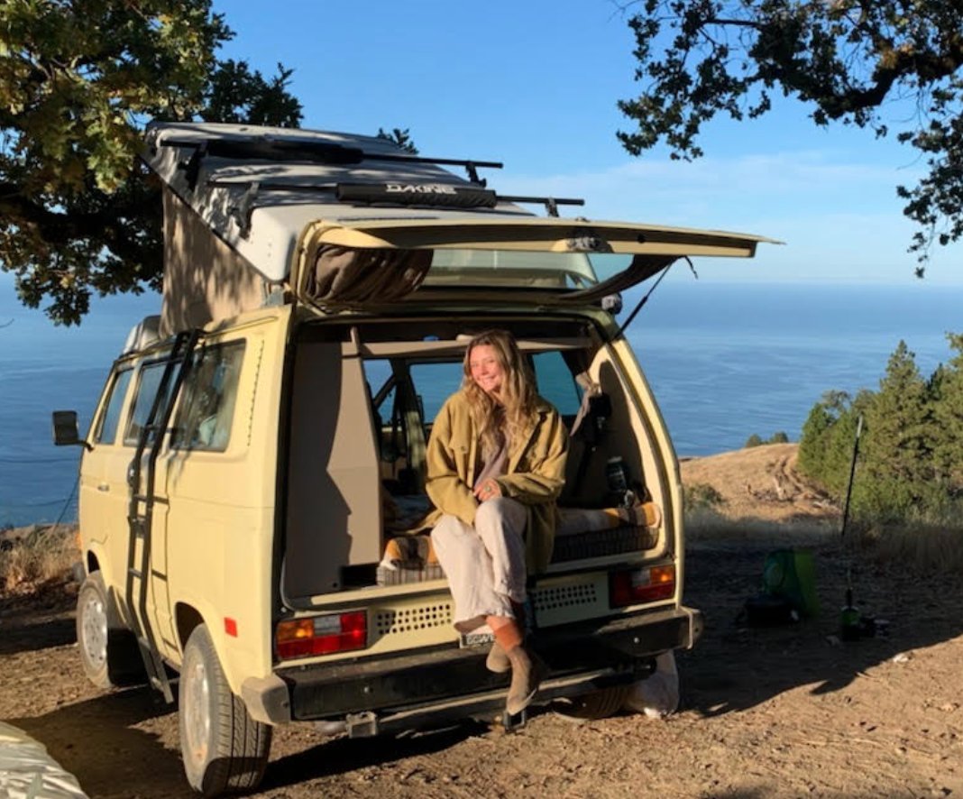 HumansofUCSB's tweet image. 𝐂𝐨𝐮𝐫𝐭𝐧𝐞𝐲 𝐂𝐨𝐥𝐥𝐢𝐧𝐬
𝐂𝐨𝐦𝐦𝐮𝐧𝐢𝐜𝐚𝐭𝐢𝐨𝐧 𝐦𝐚𝐣𝐨𝐫/ 𝟑𝐫𝐝 𝐲𝐞𝐚𝐫

"What I unexpectedly gained from just one night of camping in the mountains gave me a new perspective on life that I go by every day..."