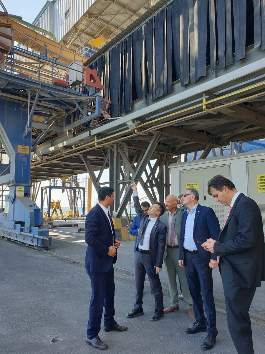 Ahmet_Guldal's tweet photo. #Tmo liman tesislerimizde görevli personelimizi ziyaret ettik.   

Modernize ettiğimiz tesislerimizde incelemelerde bulunarak personelimize kolaylıklar diledik.

#mersin https://t.co/HGb7JK2Elw