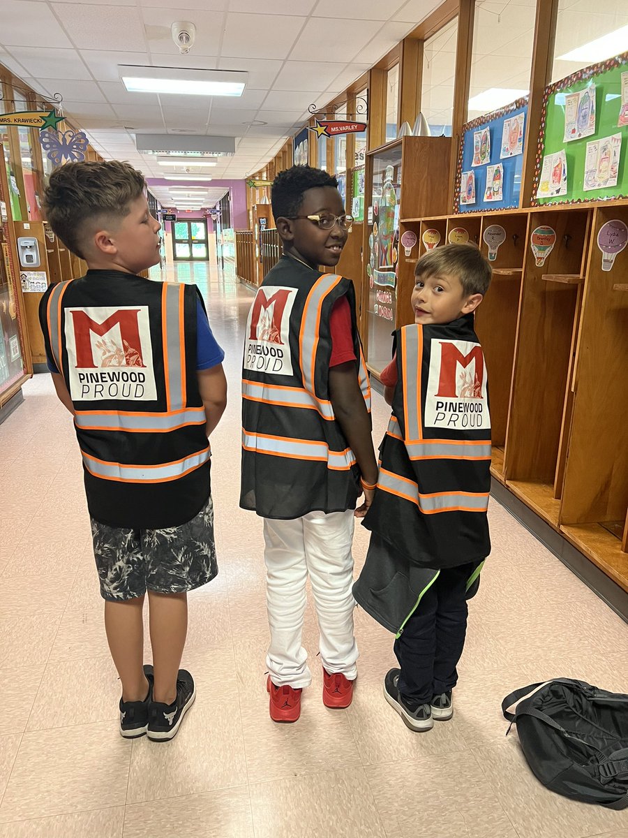 Pinewood Safety Patrol hard at work! <a href="/PWintermediate/">Pinewood School</a>