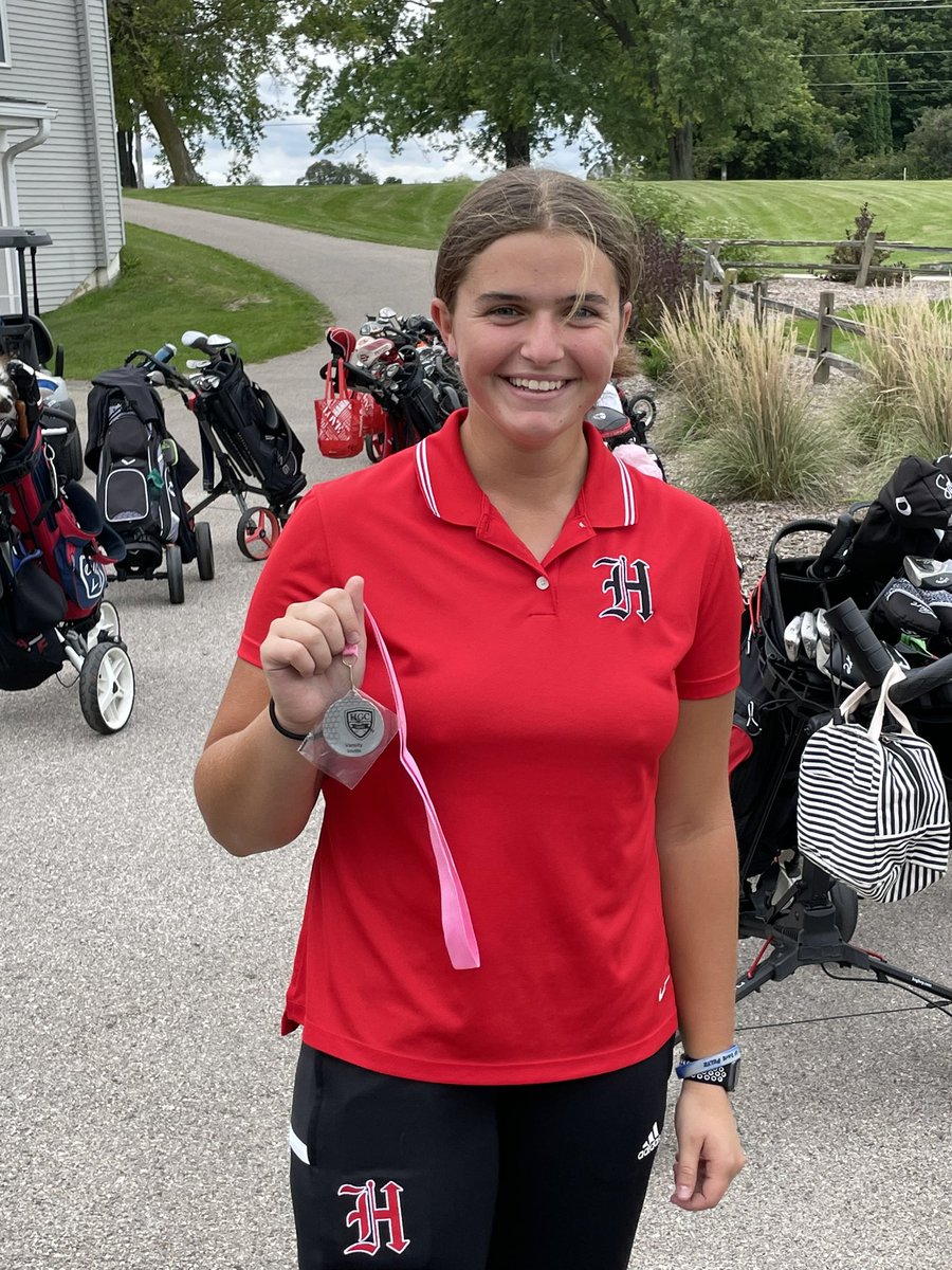 HomesteadGG's tweet photo. 6th place finish out of 19 teams today! Sophia fled the team and finished 8th overall. Strong finish as a team before regionals! https://t.co/hCTh6BHM5w