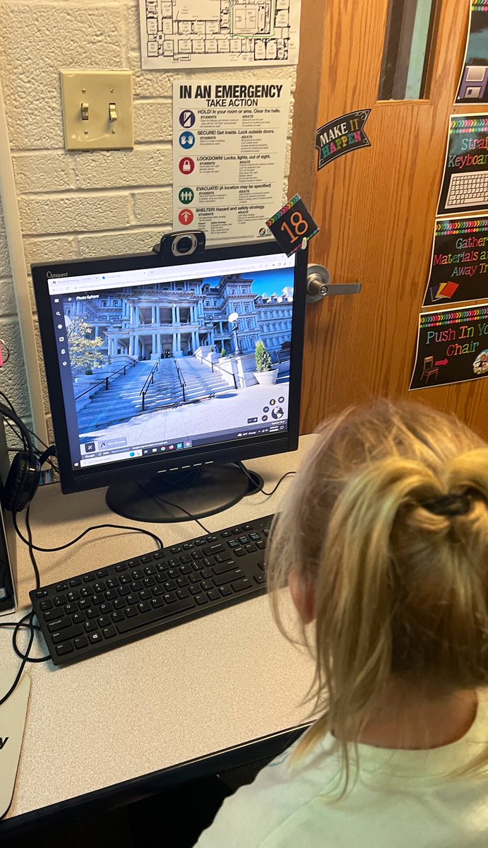 dougand32's tweet photo. Want instant engagement? Figure out how to incorporate #GoogleEarth into your lesson. Today we explored the White House. https://t.co/zCHh0JnthV