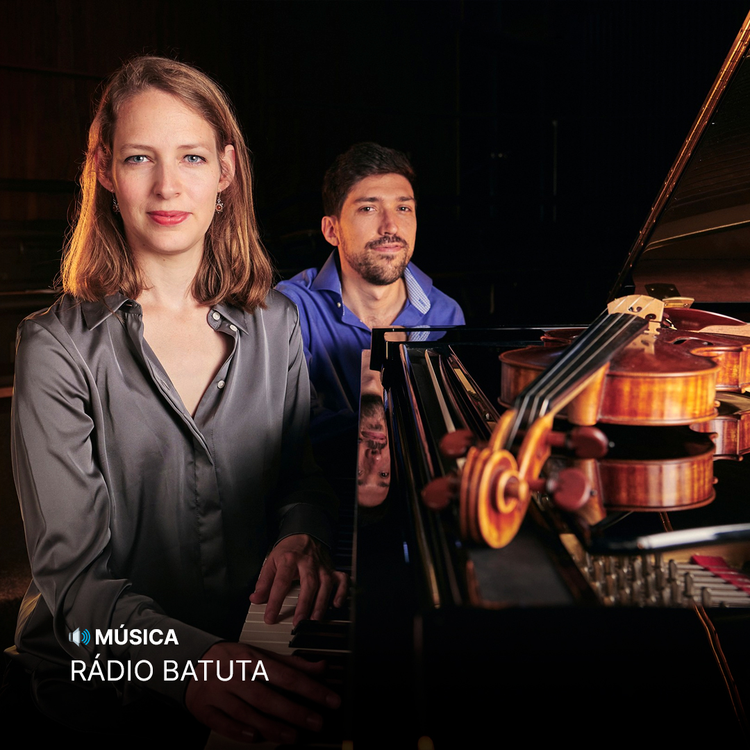 imoreirasalles's tweet photo. 🔊 MÚSICA: O pianista Henrique Gomide forma com sua companheira, a violinista holandesa Daphne Oltheten, o Duo Oltheten Gomide, que lança em 2022 o álbum "Brasis", dedicado à música brasileira.
https://t.co/D8vm0a1qyd
#Brasis https://t.co/HcNelUFu1B