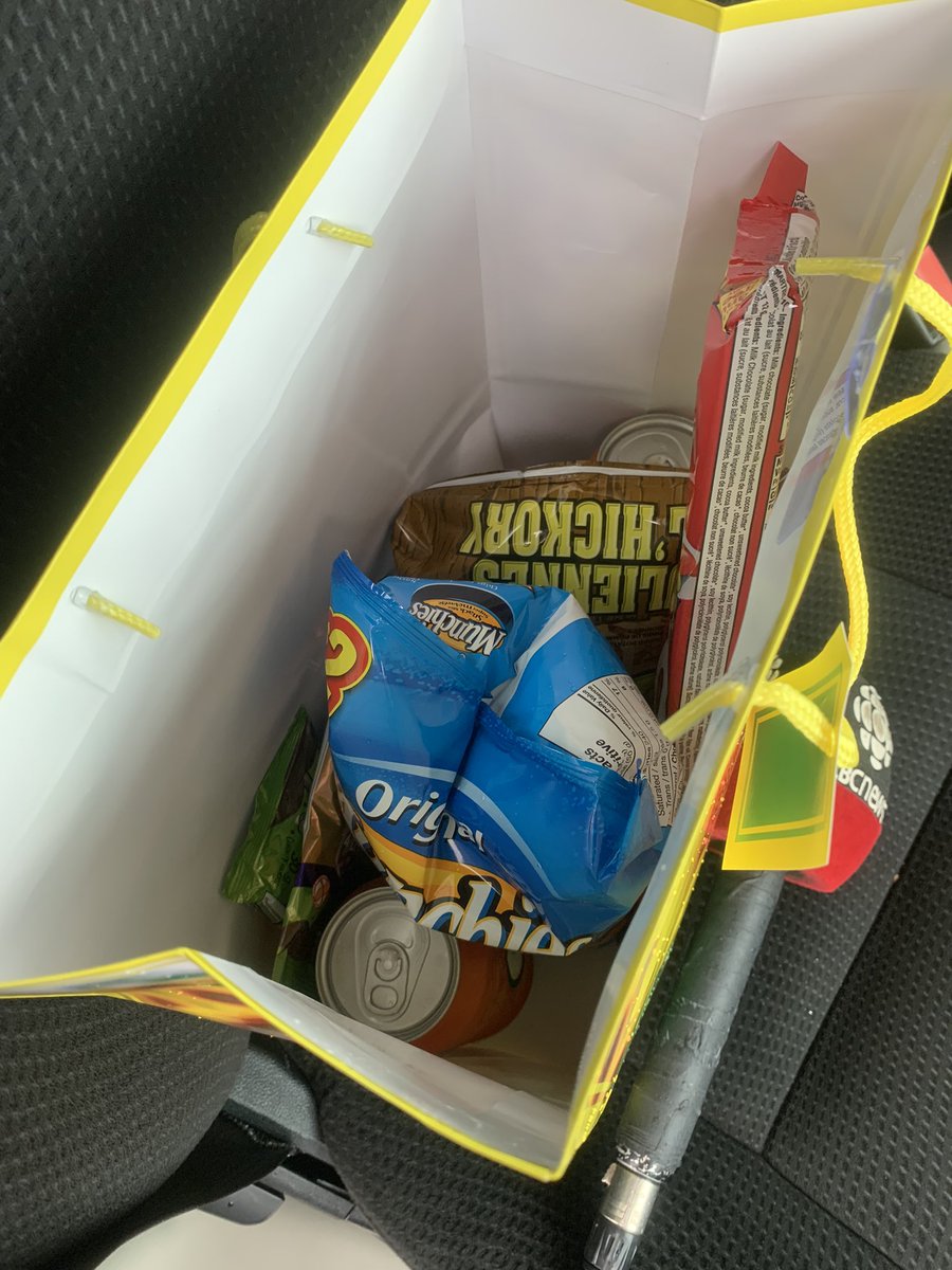a_brauweiler's tweet photo. Newfoundlanders rock! Out in the middle of the pouring rain doing hits and Gina dropped me some “storm snacks”. #nlwx #stormsnacks https://t.co/w63JyktPDA