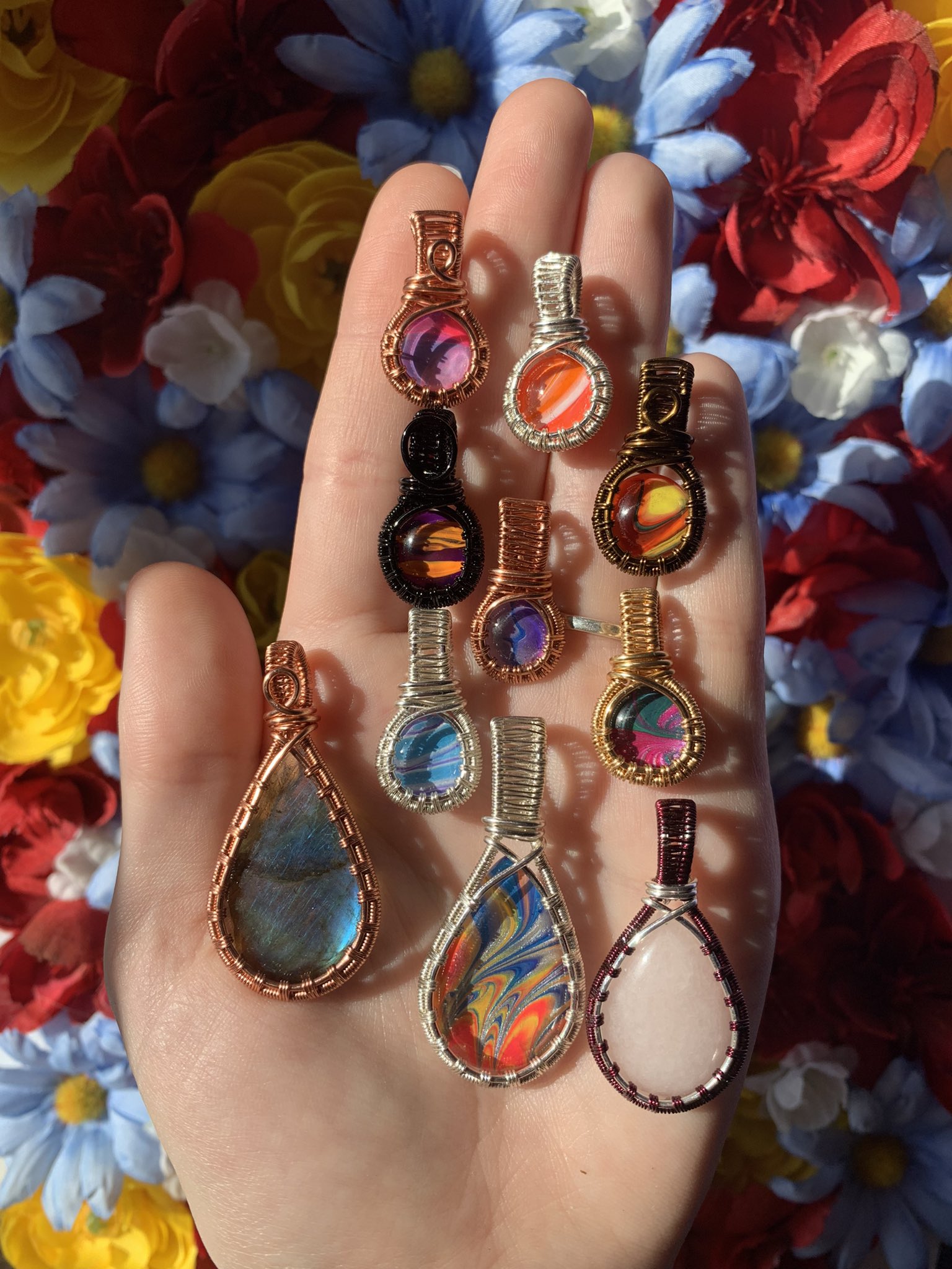 雍吉拉姆 (d0fmS4UdfmhfpLG) / Twitter