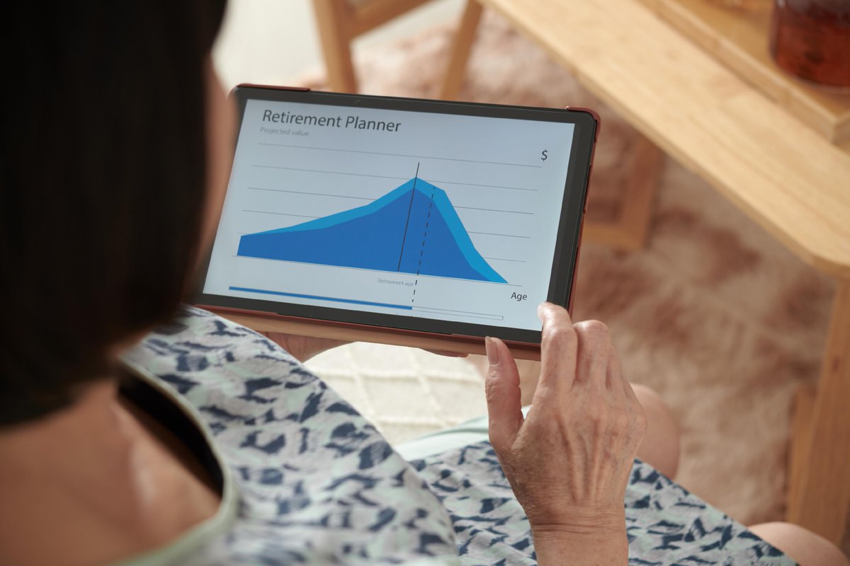 MyFATmodel's tweet image. Experts recommend starting to save for retirement sooner rather than later! How are you contributing to your retirement fund? 

#myFATmodel #PersonalFinance #MoneyManagement #TaxPlanning #FinancialForecasting #FinancialPlanning #TaxReturns #FinancialManagement #FinanceHelp