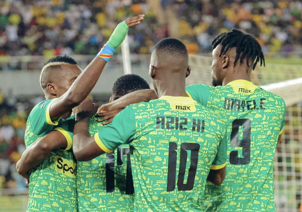 privaldinho's tweet photo. Manara amesema iwe mvua iwe jua Yanga SC lazima waingie Makundi. https://t.co/7ZqhhtSi1i