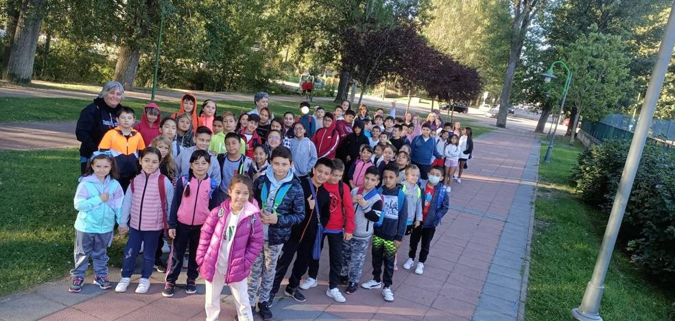 Alumnos del María Madre marchan por el Río Vena en el Día Sin Coches leer.burgosconecta.es/mjosh2
