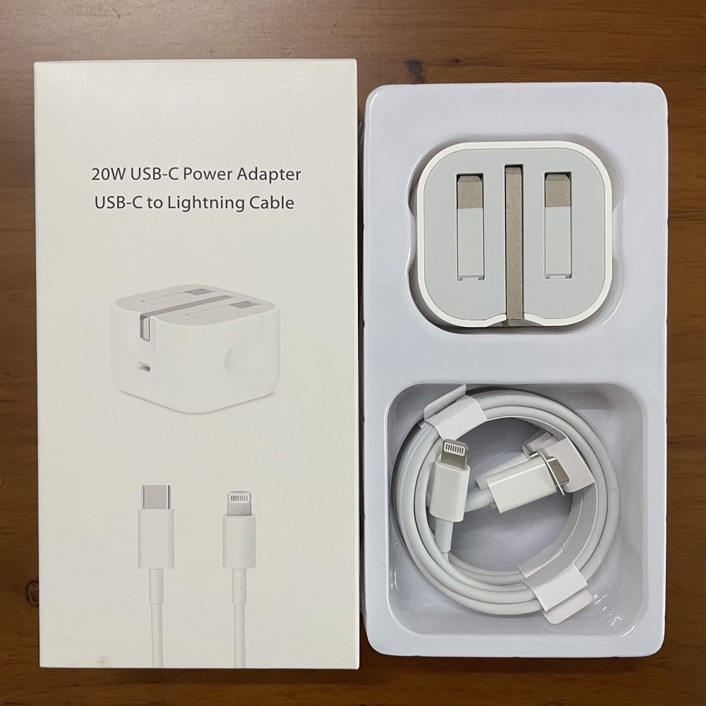 PerfectStore10's tweet photo. Iphone 13pro max 20w charger
With Cable &amp; 20w adapter 
ضمان الاستور✅
Price: 7500
Dm📩to Order💙 https://t.co/6g0jv38C1D