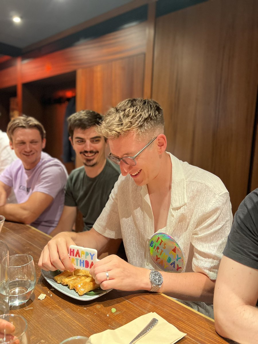 _kylejs_'s tweet photo. In Feb we started a long process to move to out of the UK.

Since then we got engaged, then married 7 weeks later, filled out a mountain of paperwork, I turned 30, and finally…

…on Sunday we’ll be moving to Brooklyn! 🗽

It’s feeling more and more surreal the closer it gets. https://t.co/qlrFYvL7FV