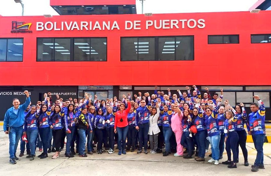 🇻🇪 Orgullosamente #SomosBolipuertos y junto a nuestra Pdte. <a href="/VirguezErika/">Érika Vírgüez Oviedo</a> de la mano de los trabajadores desplegados a nivel nacional, redoblamos esfuerzos y sumamos voluntades para el crecimiento de la Patria y enarbolar las banderas de la #VenezuelaPotencia ¡Producir es Vencer!