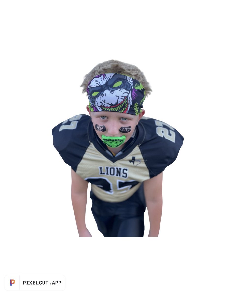 cmc8697's tweet photo. Going to watch our Varsity boys lay it down on Sunnyvale tonight for hoco. Then tomorrow my baby gets to shine! @sleefs #thatsmyboy #27 #lukas #mcdonald #kyfa #kysa #littleboy #bigheart #hustle #villain #greengrin #joker #jokersmile #sleefs #lions #littleleague #kaufman https://t.co/HdEpOWZ1ey