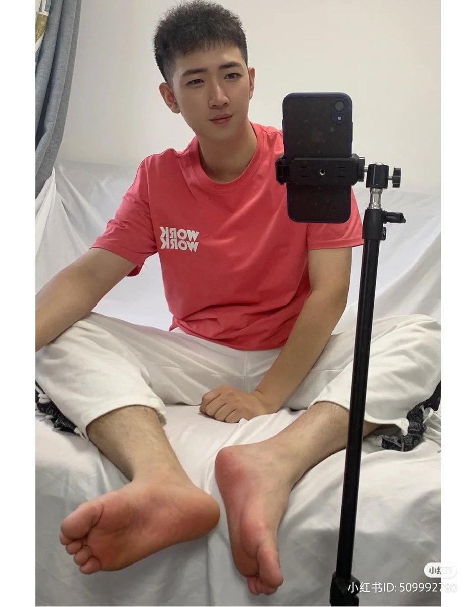 Asian Male Feet (@hkmngel) on Twitter photo 
