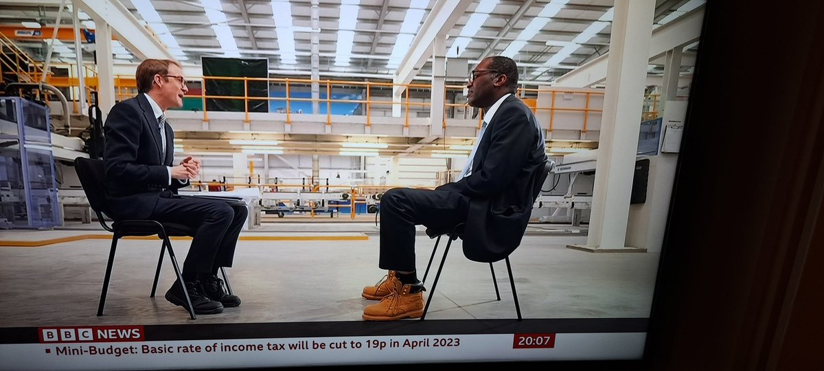 paolodowling's tweet image. Who the hell wears @Timberland's with a suit? #MiniBudget