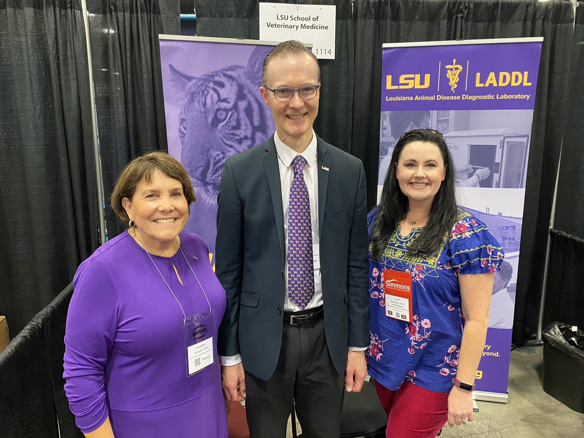 lsuvetmeddean's tweet photo. Thank you to all our wonderful alumni visiting us at the #LSUVetMed table at #SWVS! You make us all so proud — shining exemplars of talented veterinarians, engaged community members, and vociferous ambassadors of your GREAT school! GEAUX TIGERS! #BetteringLives #WeTeach #I2C #LSU https://t.co/xAU5rIuOEl