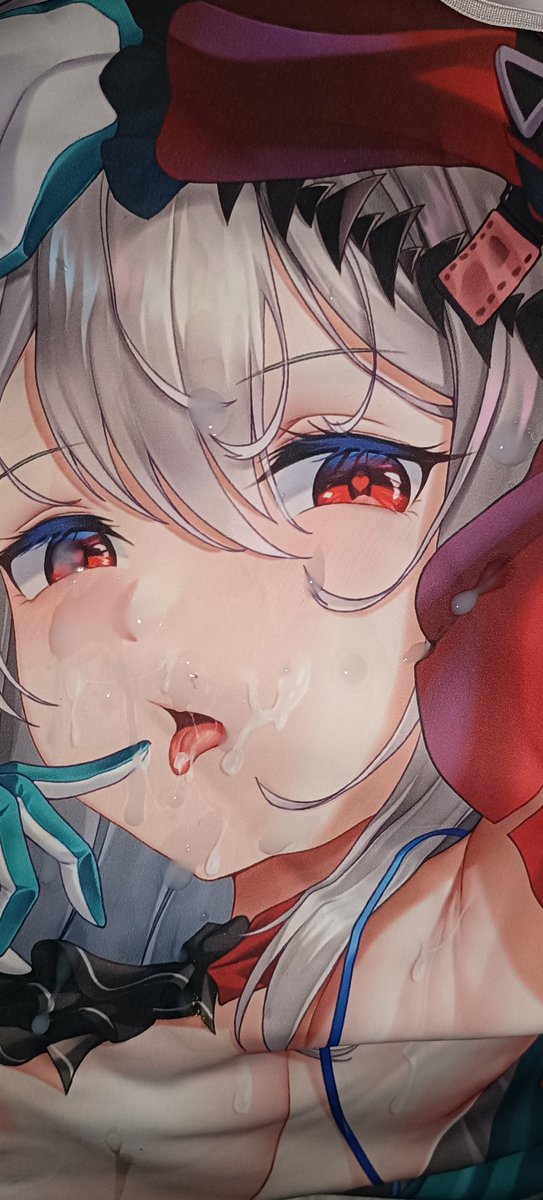 M99rabbit's tweet photo. #抱き枕ぶっかけ https://t.co/jp3zBcytAf