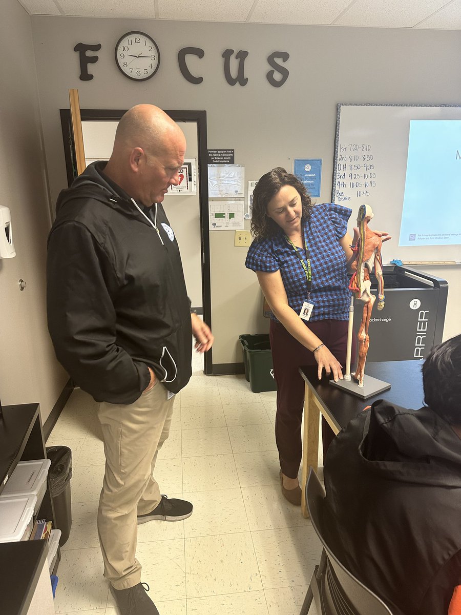 OlenAcademy's tweet photo. It was adoption day for mrs. Kelly’s Jr. Biomedical students and their Manikens! Thanks to an OEF grant, students will use their “anatomy in clay” models to better understand the construction of body systems! @OlentangyEF https://t.co/ioDSJK5PnD