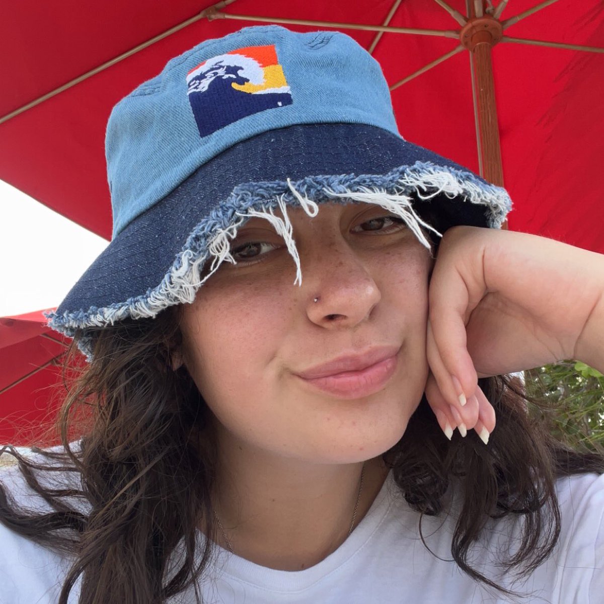 ZulaicaZ's tweet photo. new bucket hat with my ocean painting up on my Etsy shop!🎨🤩 link in bio🌊 https://t.co/INdeVyse9e