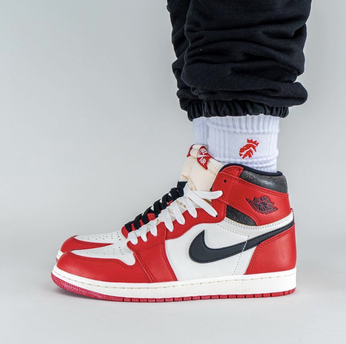 Sneakerologue's tweet photo. Air Jordan 1 High Reimagined “Lost &amp; Found” ! 📦🔥

Sortie prévue le 19 Novembre https://t.co/03hqhLOYgg