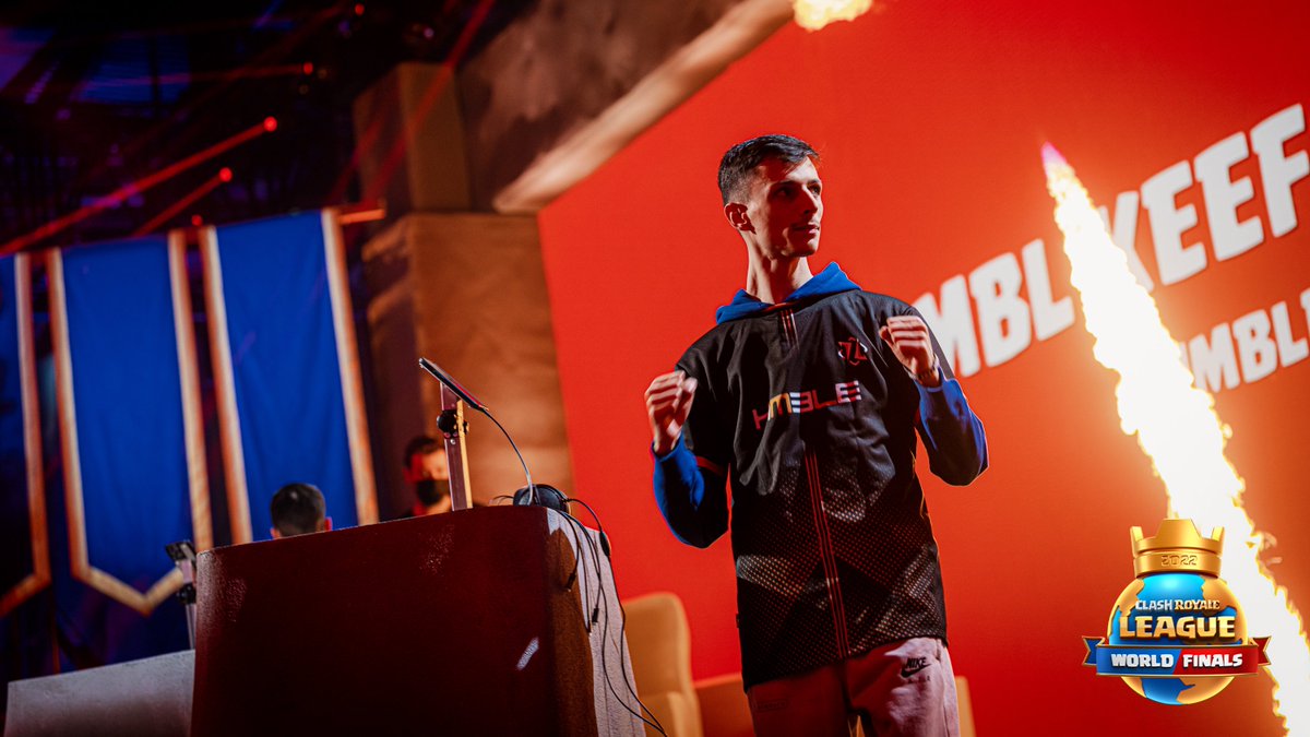 EsportsRoyaleEN's tweet photo. 📸: #CRL22 World Finals Day 1 https://t.co/YKCtRkUtkE