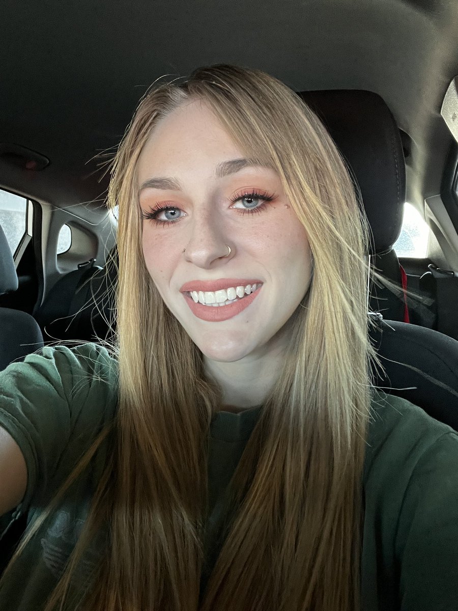 AngelYoungsxxx's tweet photo. 280k whew y’all really are the best I LOVE and appreciate y’all so much:) https://t.co/MyZmHq36sh