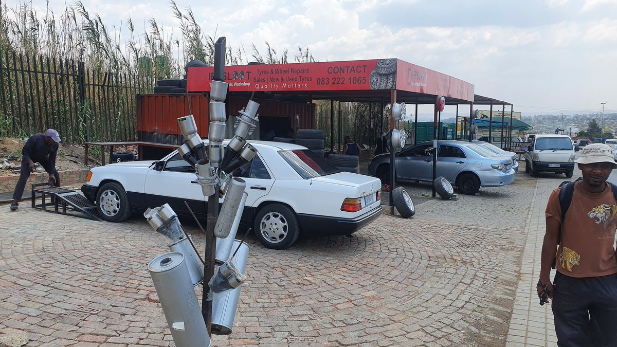 Thabo1987's tweet photo. @AbsaSouthAfrica We are Diepsloot Tyres and Wheels repairs Workshop.... we repair tyres, sell second hand tyres, welding and exhaust repairs and replacement services. Whatsap 0832221065. https://t.co/muykrDOpfe