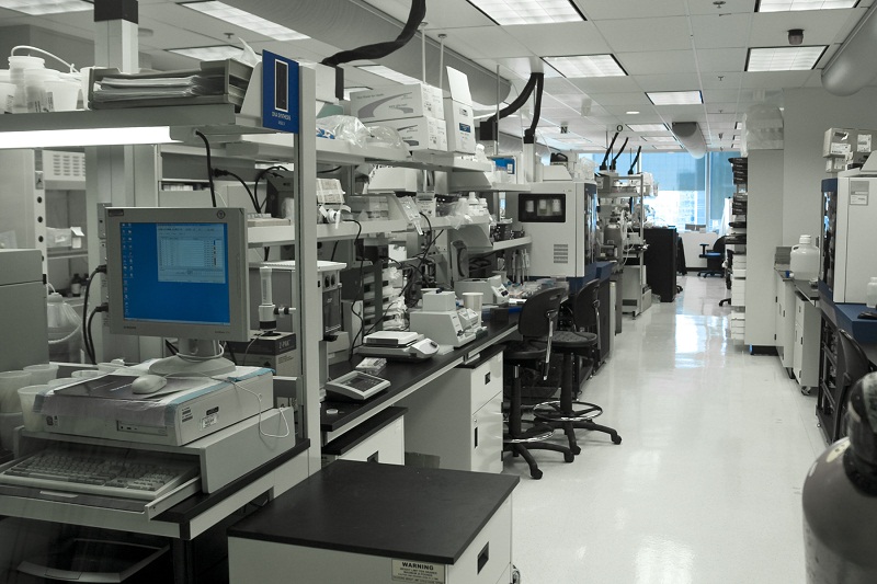 InnovationNAV's tweet photo. #LaboVendredi

#Séquençage, #bioinformatique, #génotypage, #microréseaux, préparation génomique de l’#ADN, etc. 

🧬 Vous cherchez à développer un partenariat dans ces domaines? Jetez un œil au Centre de génomique appliquée (TCAG) @SickKidsNews:

👉 https://t.co/Cx0XxK9d9v https://t.co/y3VT2XqAYG